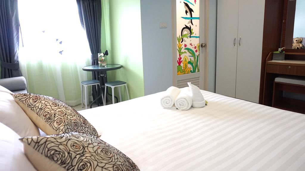 Naka Dream Hotel HHQ Zimmer foto